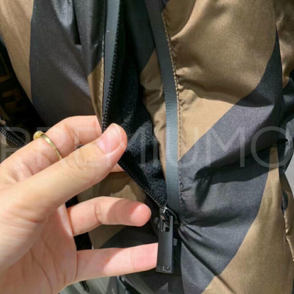 Fendi пуховик PR157323 11