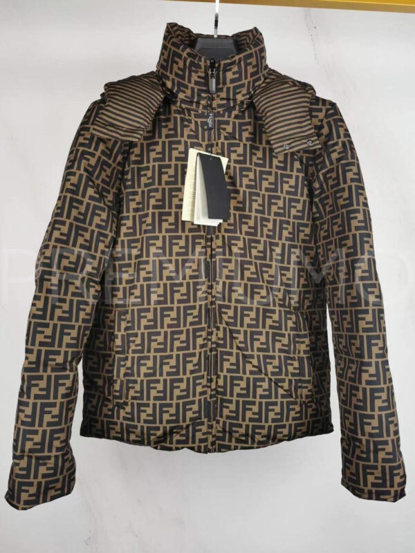 Fendi пуховик PR157323 5
