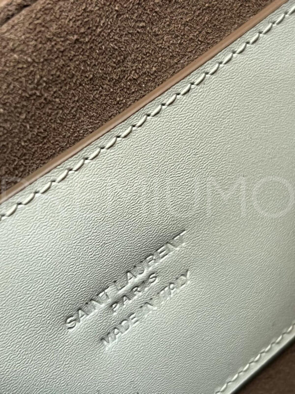 Yves Saint Laurent сумка PR178624 8