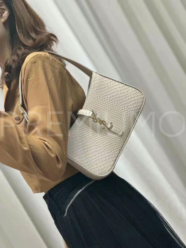 Yves Saint Laurent сумка PR740060 3