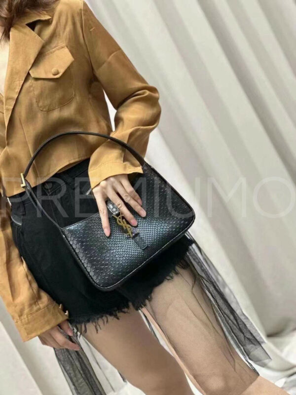 Yves Saint Laurent сумка PR139505 4
