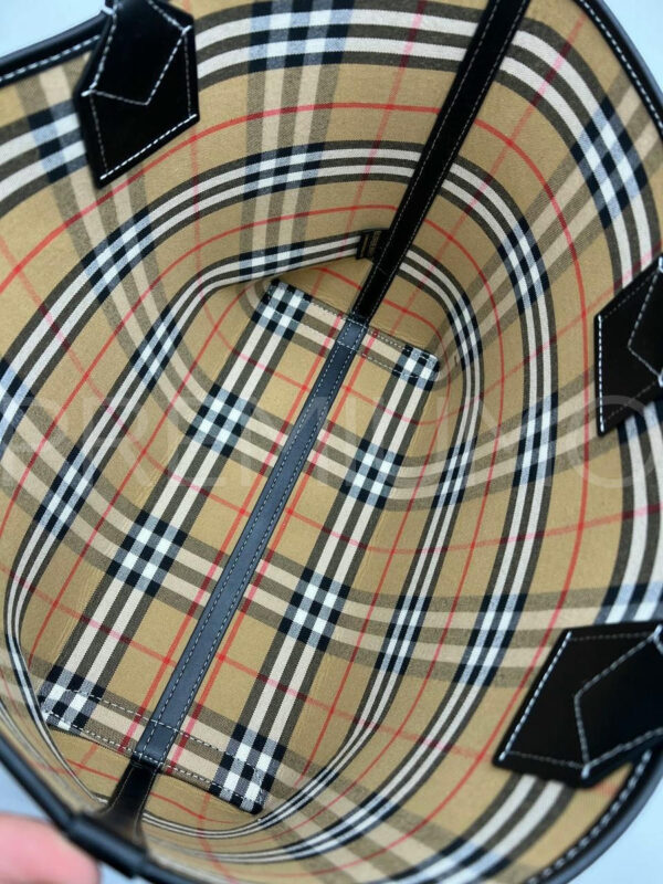 Burberry сумка PR867577 4
