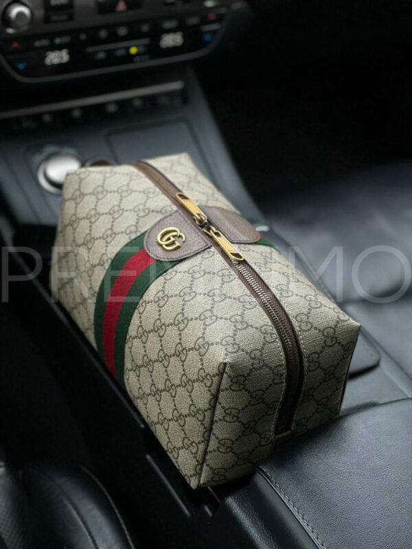 Gucci клатч PR381573
