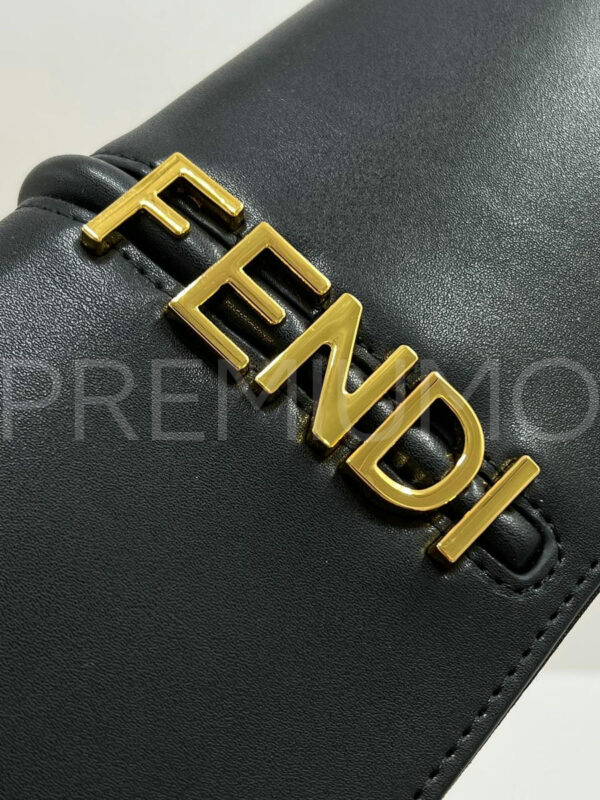 Fendi сумка PR690522 3