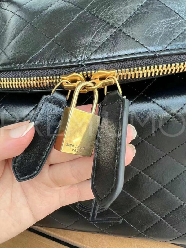 Yves Saint Laurent сумка PR624082 7