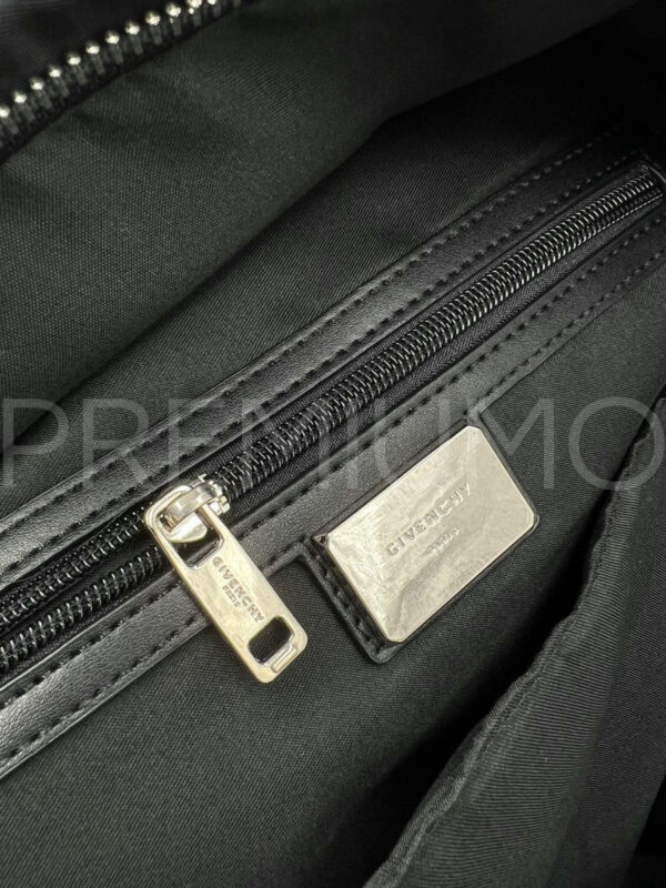 Givenchy рюкзак PR859079 7