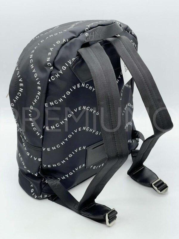 Givenchy рюкзак PR435248 4