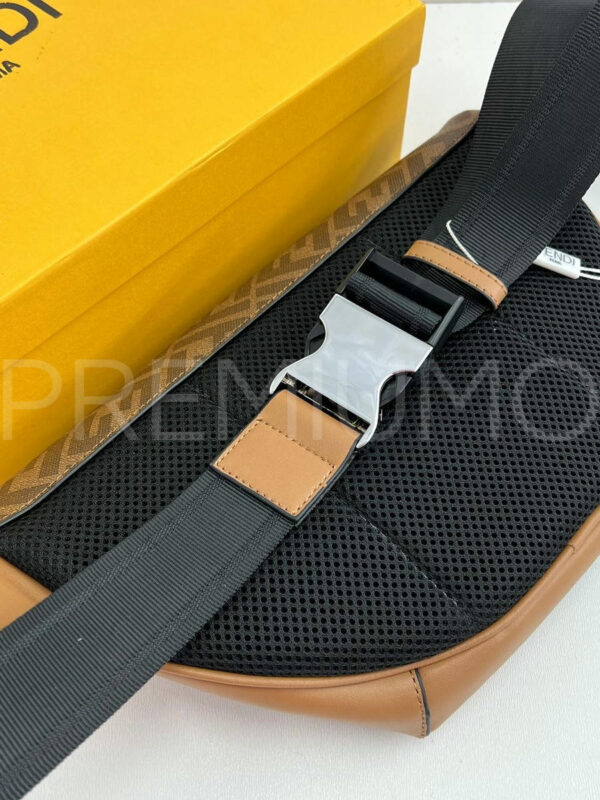 Fendi сумка PR658931 3