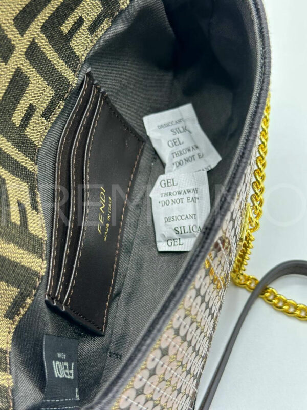 Fendi сумка PR139818 4