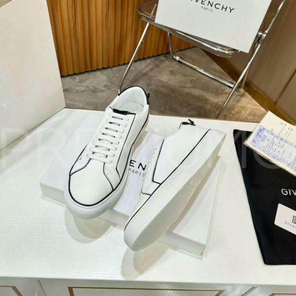 Givenchy кроссовки PR575837 4