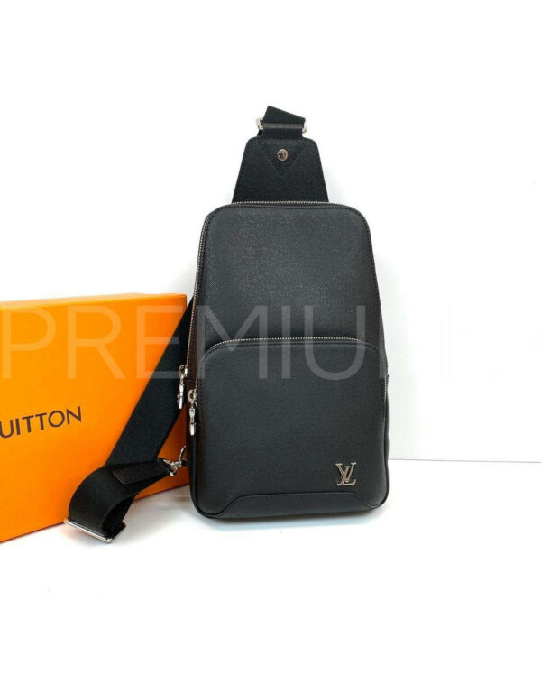 Louis Vuitton Avenue Sling из кожи Taigа рюкзак PR463582