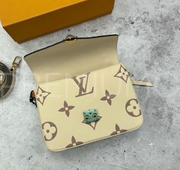 Louis Vuitton Pochette Métis сумка PR870201 19