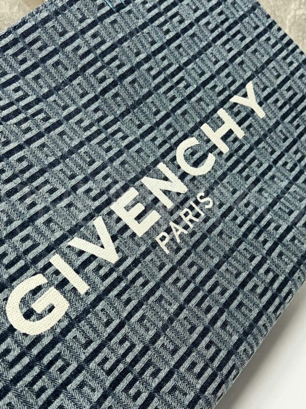 Givenchy сумка PR214743 2