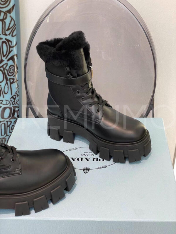 Prada Monolith ботинки PR707242 15