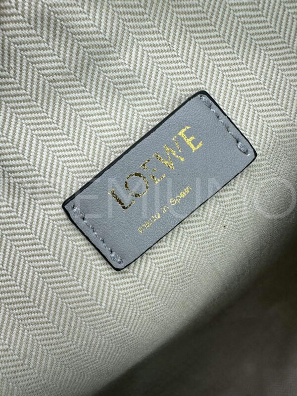 Loewe сумка PR891559 5