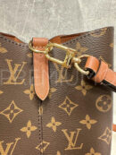 Louis Vuitton NeoNoe сумка PR318359 38
