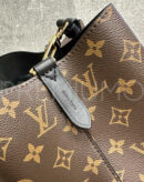 Louis Vuitton сумка PR647560 34