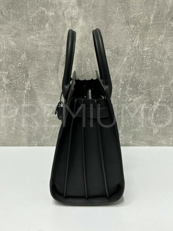 Yves Saint Laurent сумка PR348162 5