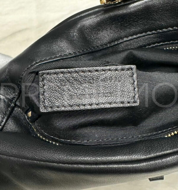 Yves Saint Laurent сумка PR500999 7