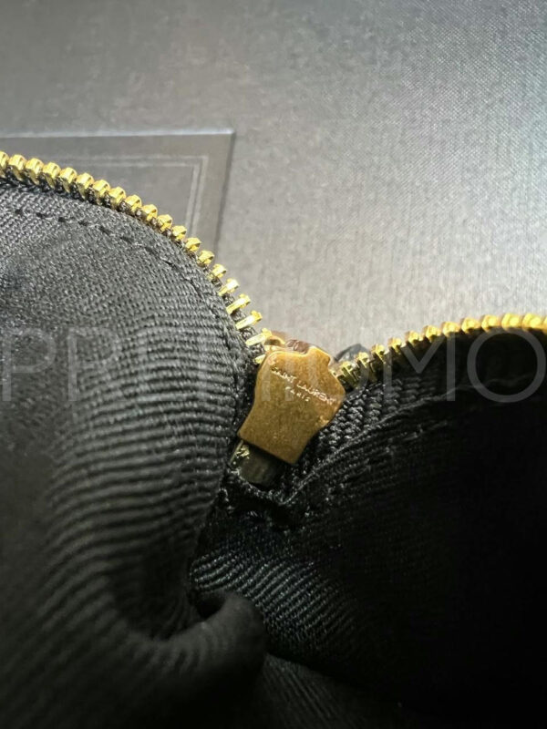 Yves Saint Laurent сумка PR773055 9