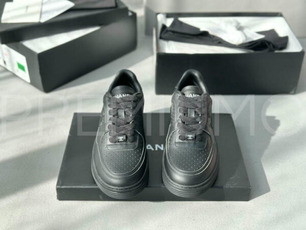 Chanel кроссовки PR593771 19
