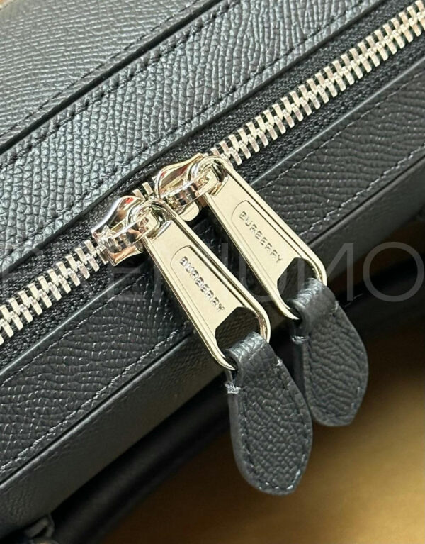 Burberry портфель PR852647 10