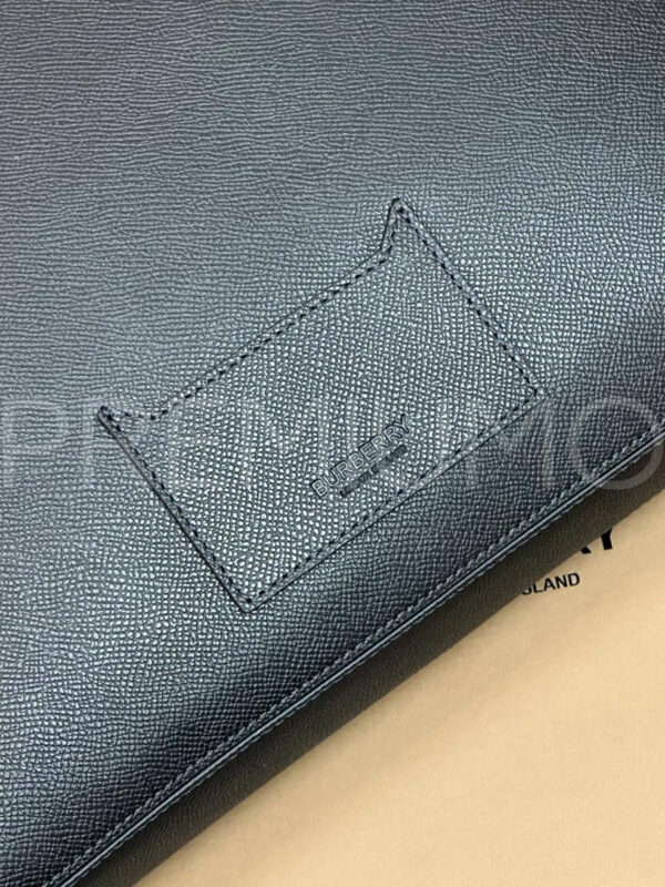 Burberry портфель PR852647 11