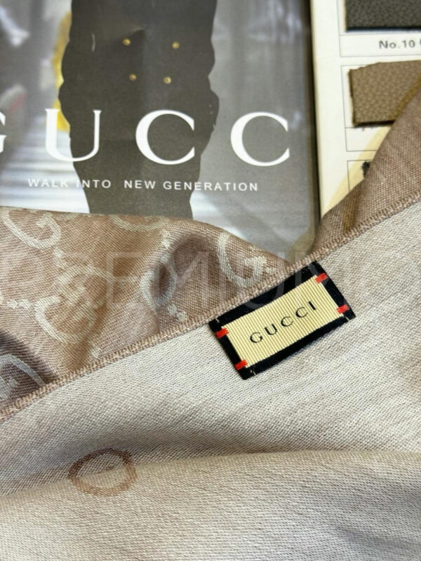 Gucci палантин PR352478 6