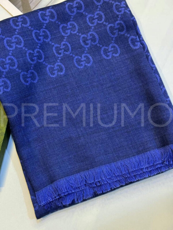 Gucci палантин PR880171 3