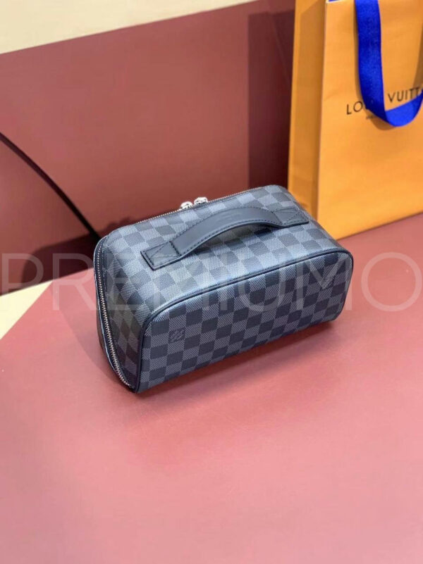 Louis Vuitton косметичка PR915644 4