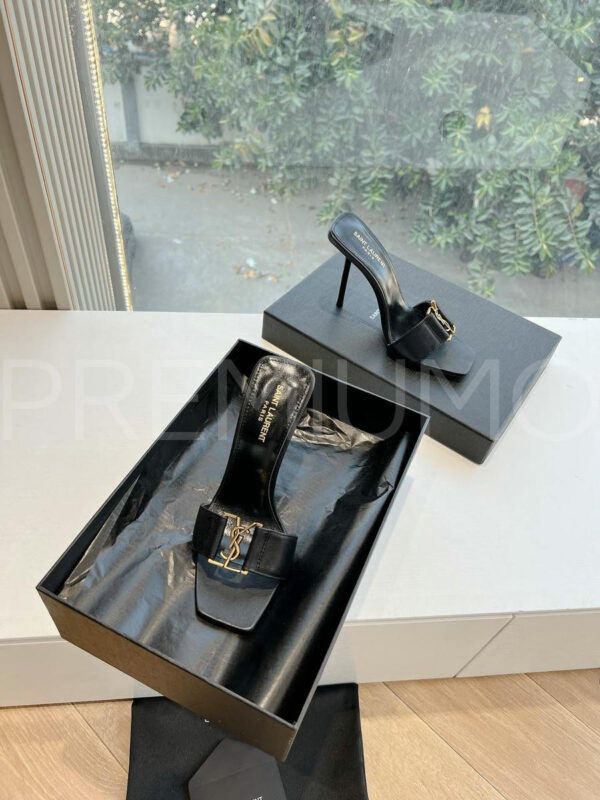 Yves Saint Laurent сабо PR679304