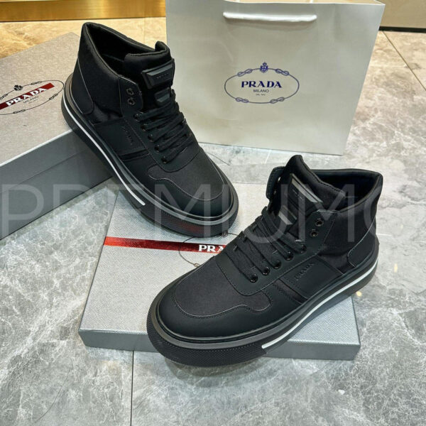 Prada кроссовки PR685852