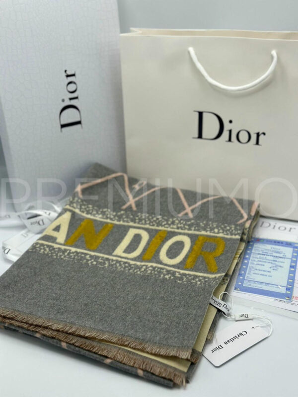 Christian Dior палантин PR595060