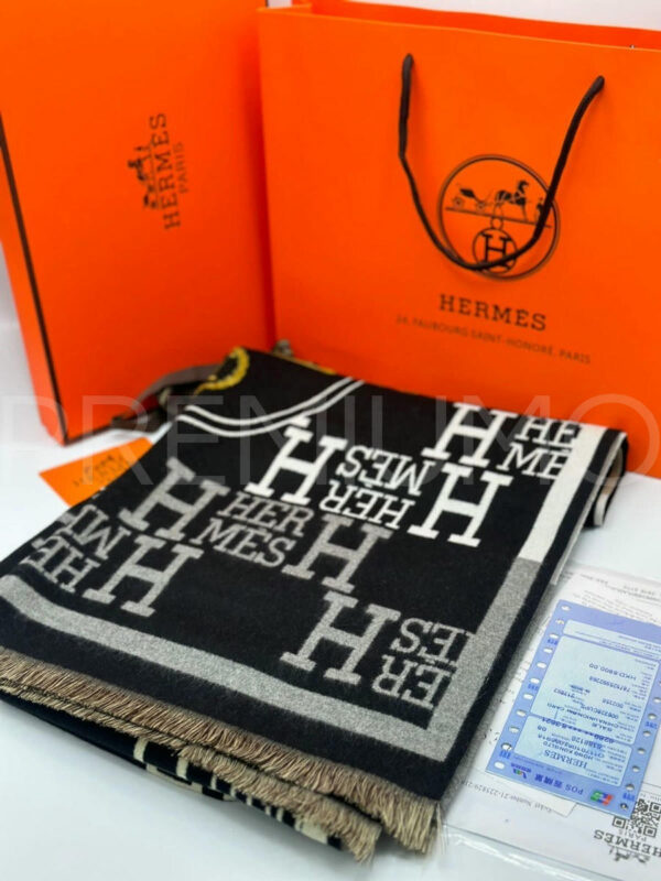Hermes палантин PR756192
