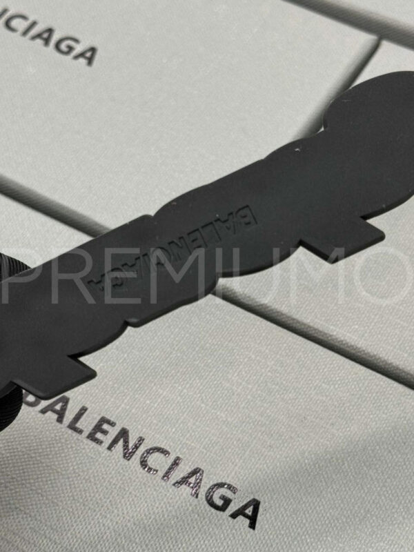 Balenciaga брелок PR568686 5