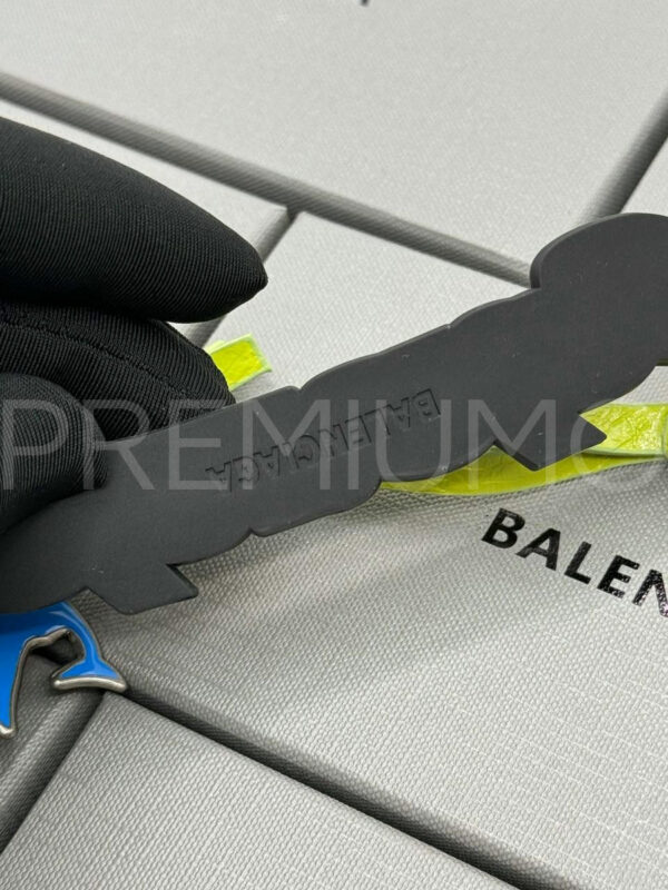 Balenciaga брелок PR459118 5