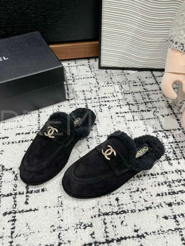 Chanel мюли PR327935