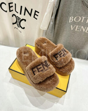 Fendi шлепанцы PR541850