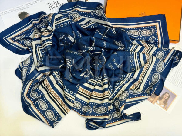 Hermes платок PR531797