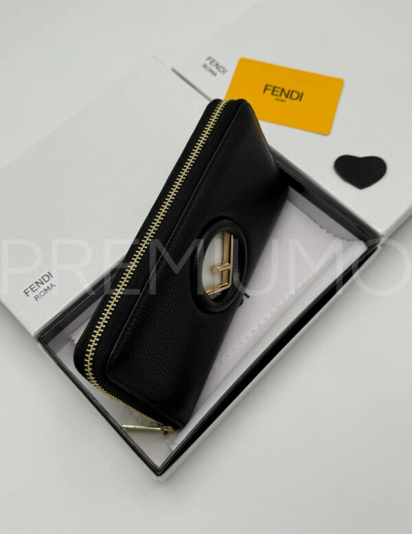 Fendi кошелек PR524139 3