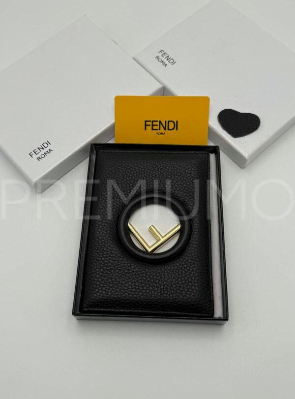 Fendi обложка на паспорт PR693220