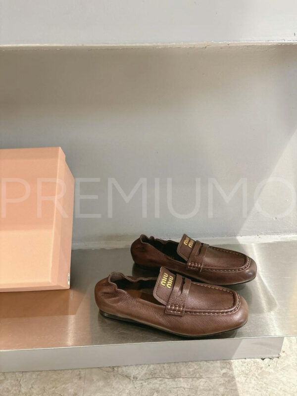Miu Miu лоферы PR709651