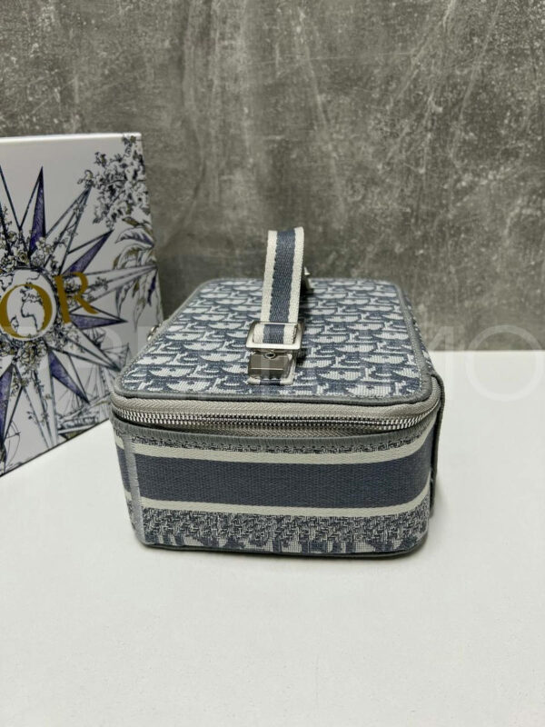 Christian Dior косметичка PR365549 4