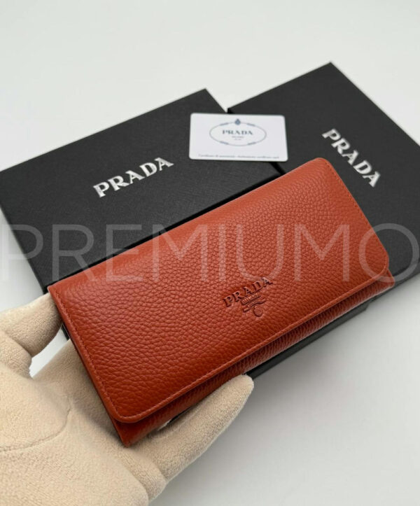 Prada кошелек PR223670 2