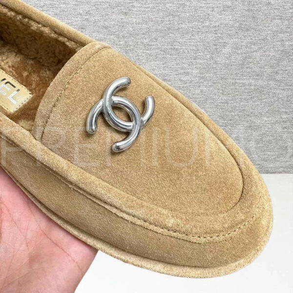 Chanel лоферы PR942838 17