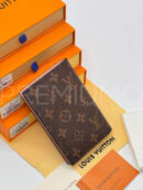 Louis Vuitton обложка на паспорт PR948929 6