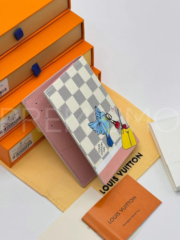 Louis Vuitton обложка на паспорт PR508585 2