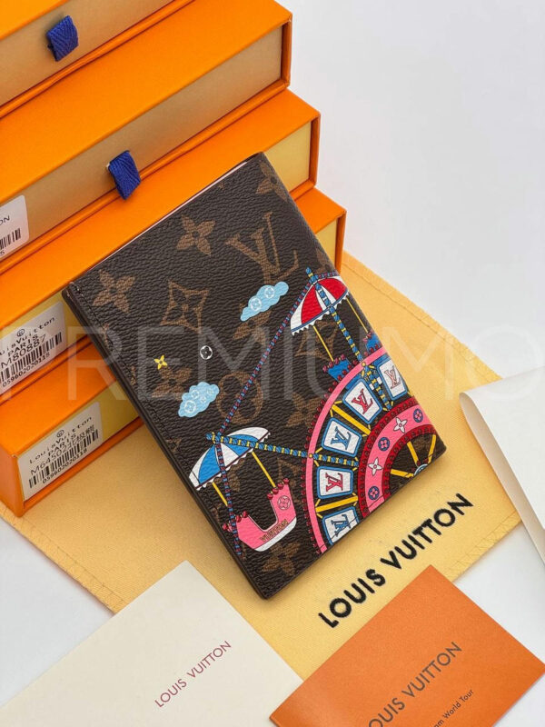 Louis Vuitton обложка на паспорт PR518013 2