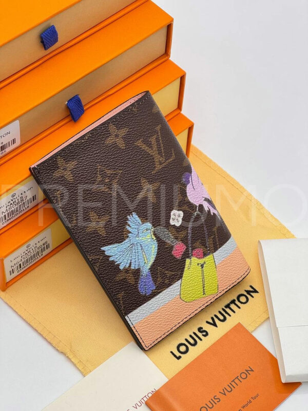 Louis Vuitton обложка на паспорт PR553990 2