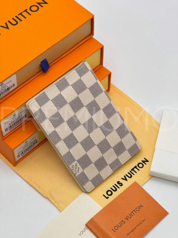 Louis Vuitton обложка на паспорт PR503022 2